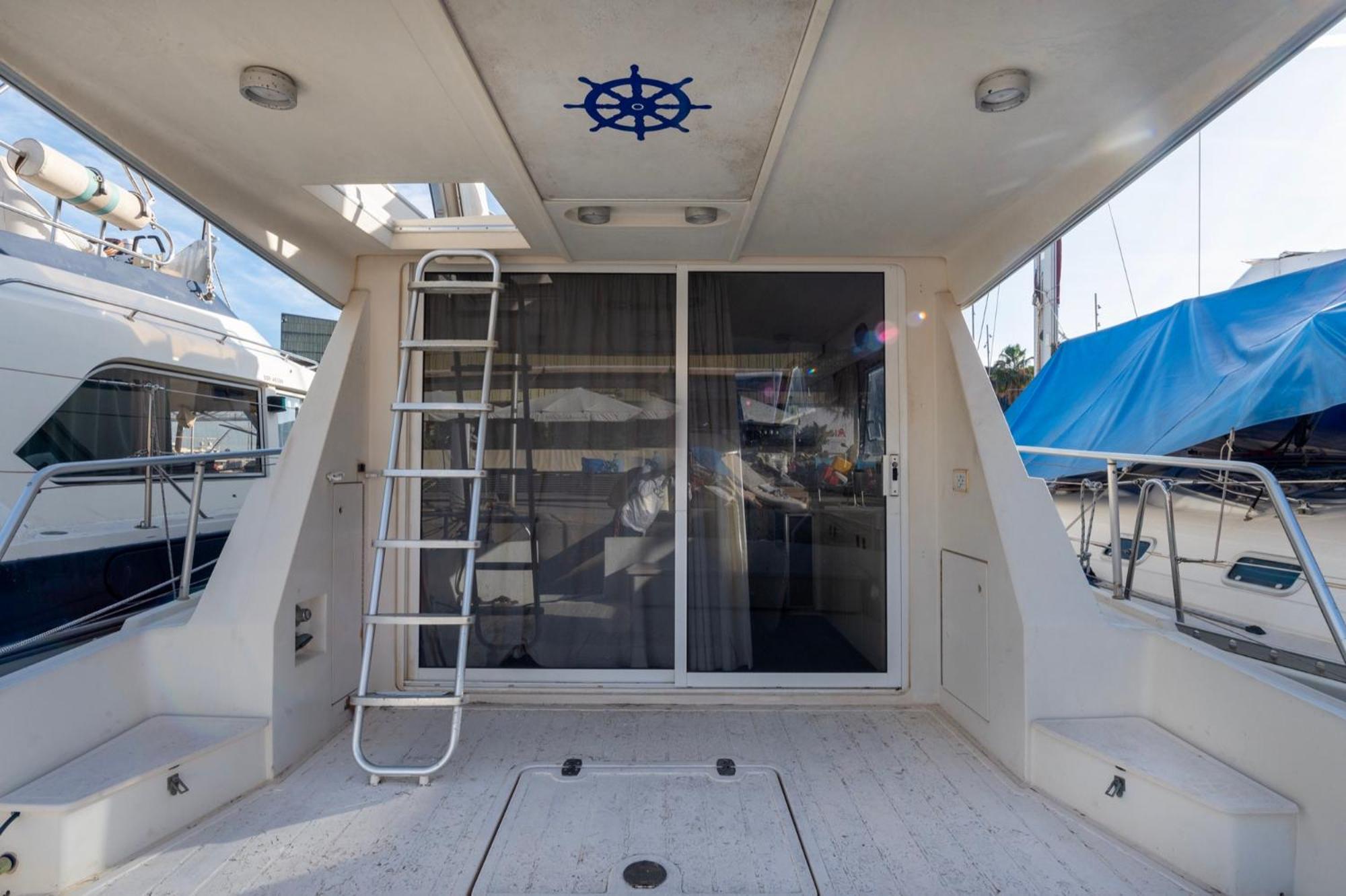 Boat Accommodations Barcelona Sant Adrià de Besòs Exterior foto