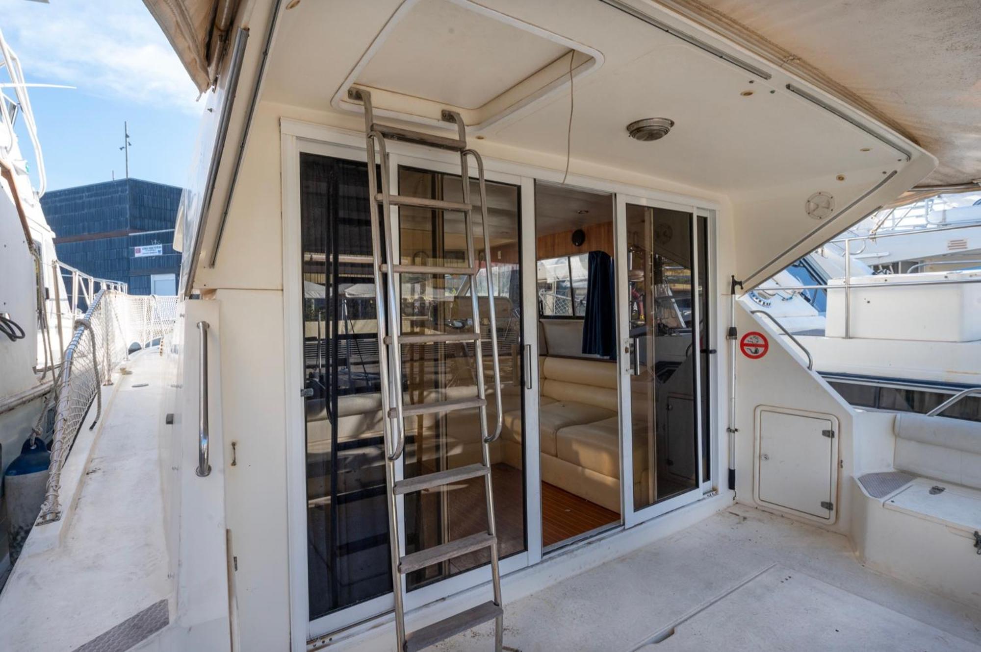 Boat Accommodations Barcelona Sant Adrià de Besòs Exterior foto